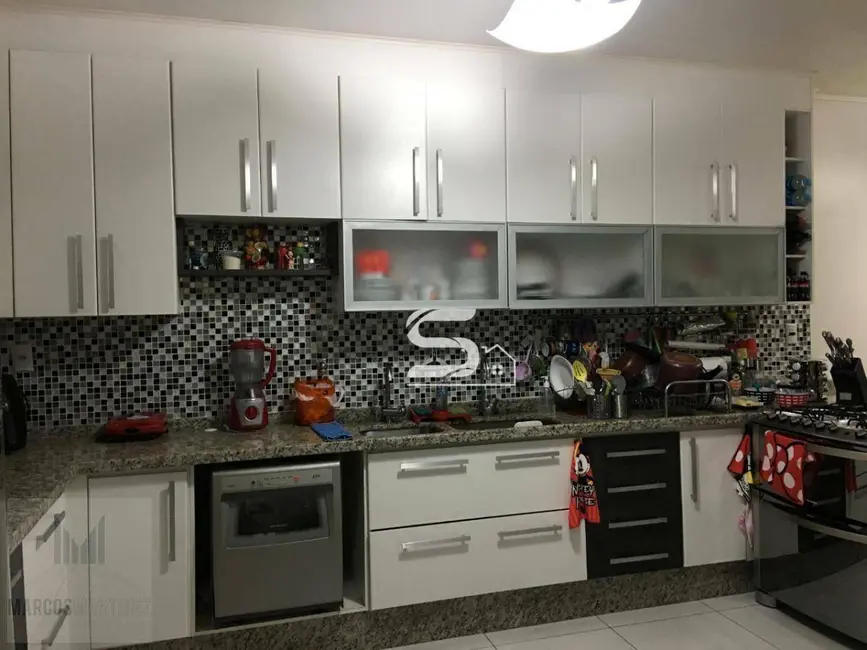 Foto 6 de Casa com 4 quartos à venda, 250m2 em Jardim Guairaca, São Paulo - SP
