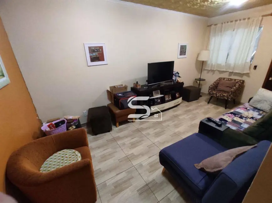 Sobrado com 3 quartos à venda, 147m2 em Parque Residencial Oratorio, São Paulo - SP - imagem 3 Foto 3 de Sobrado com 3 quartos à venda, 147m2 em Parque Residencial Oratorio, São Paulo - SP