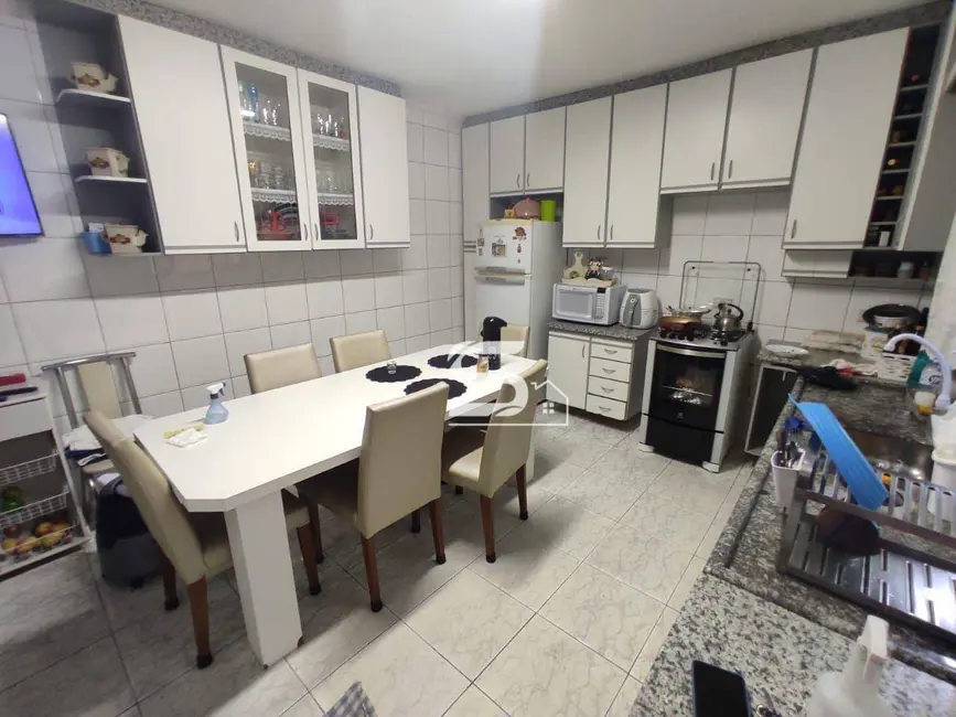 Sobrado com 3 quartos à venda, 125m2 em Jardim Guairaca, São Paulo - SP - imagem 6 Foto 6 de Sobrado com 3 quartos à venda, 125m2 em Jardim Guairaca, São Paulo - SP