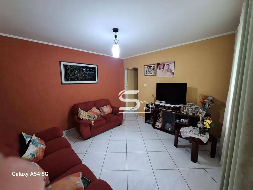 Casa com 4 quartos à venda, 150m2 em Jardim Teresa, São Paulo - SP - imagem 6 Foto 6 de Casa com 4 quartos à venda, 150m2 em Jardim Teresa, São Paulo - SP