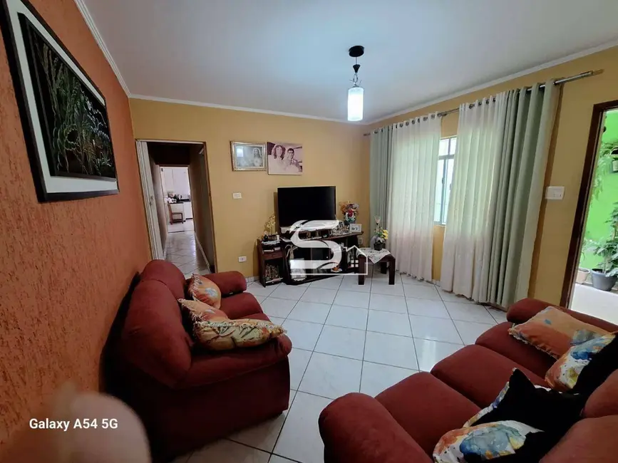 Casa com 4 quartos à venda, 150m2 em Jardim Teresa, São Paulo - SP - imagem 5 Foto 5 de Casa com 4 quartos à venda, 150m2 em Jardim Teresa, São Paulo - SP