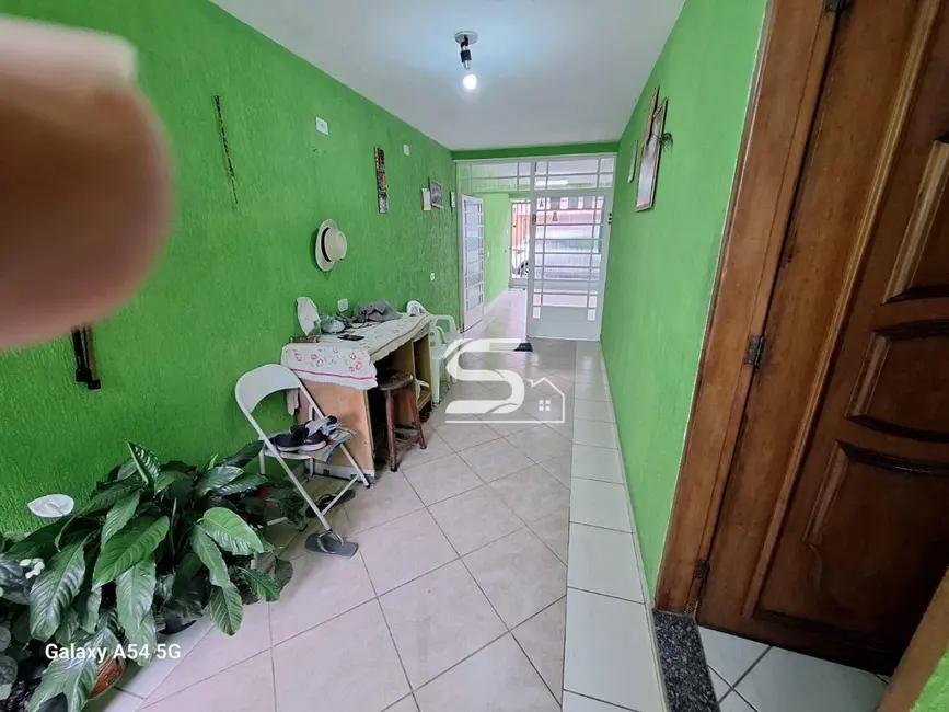 Casa com 4 quartos à venda, 150m2 em Jardim Teresa, São Paulo - SP - imagem 4 Foto 4 de Casa com 4 quartos à venda, 150m2 em Jardim Teresa, São Paulo - SP