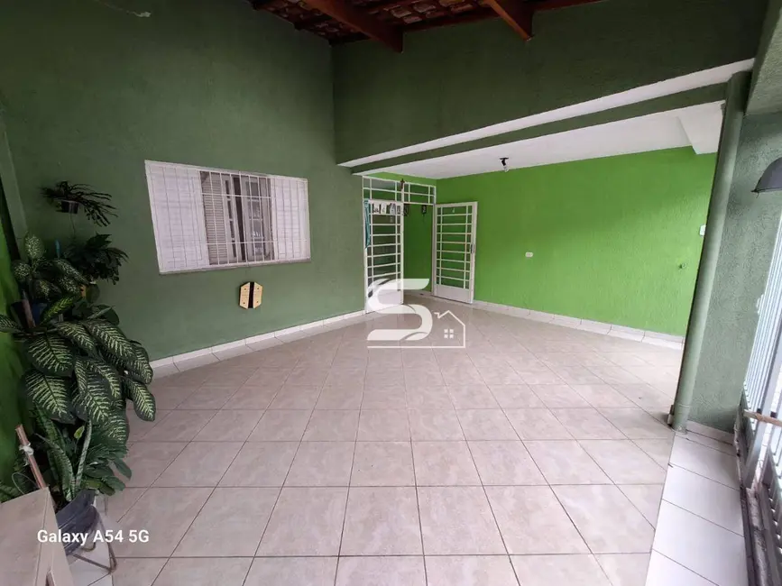 Casa com 4 quartos à venda, 150m2 em Jardim Teresa, São Paulo - SP - imagem 1 Foto 1 de Casa com 4 quartos à venda, 150m2 em Jardim Teresa, São Paulo - SP