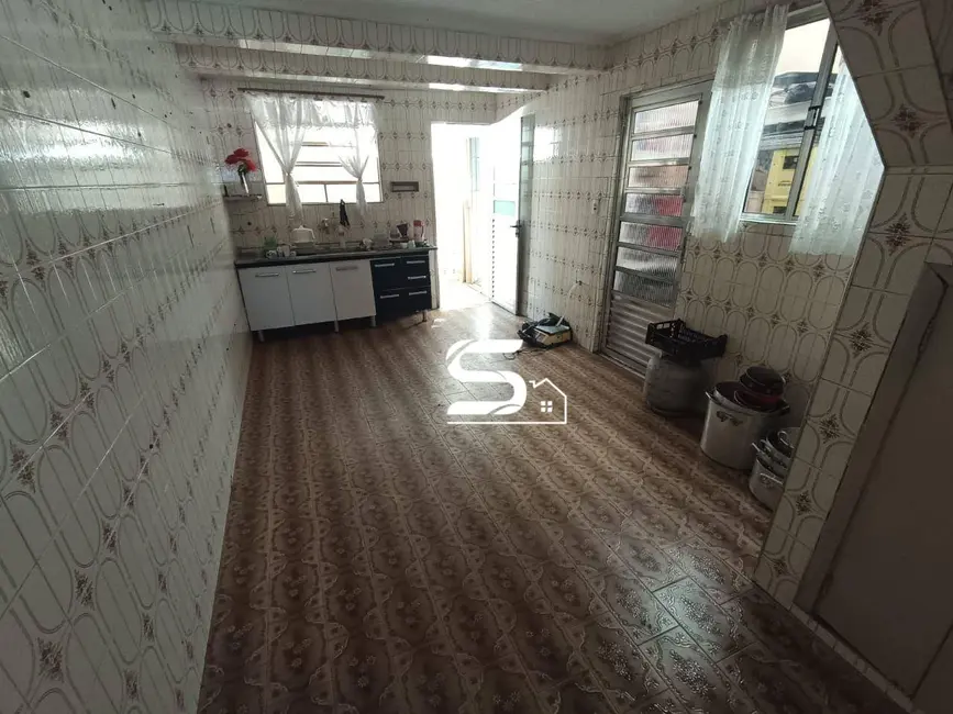 Sobrado com 3 quartos para alugar, 81m2 em Jardim Guairaca, São Paulo - SP - imagem 8 Foto 8 de Sobrado com 3 quartos para alugar, 81m2 em Jardim Guairaca, São Paulo - SP