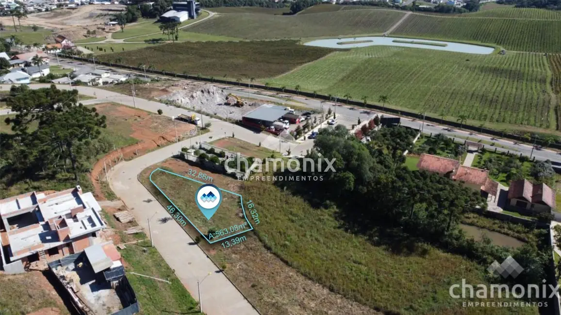 Foto 1 de Terreno / Lote à venda, 563m2 em Flores Da Cunha - RS