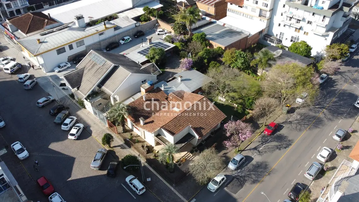 Terreno / Lote com 3 quartos à venda, 800m2 em Centro, Flores Da Cunha - RS - imagem 6 Foto 6 de Terreno / Lote com 3 quartos à venda, 800m2 em Centro, Flores Da Cunha - RS