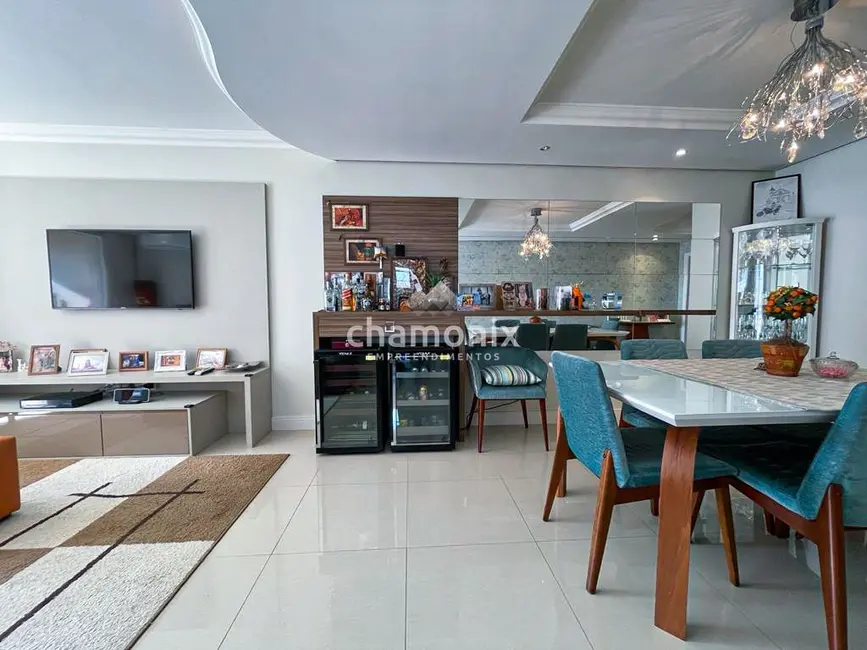 Foto 2 de Apartamento com 3 quartos à venda, 132m2 em Centro, Flores Da Cunha - RS