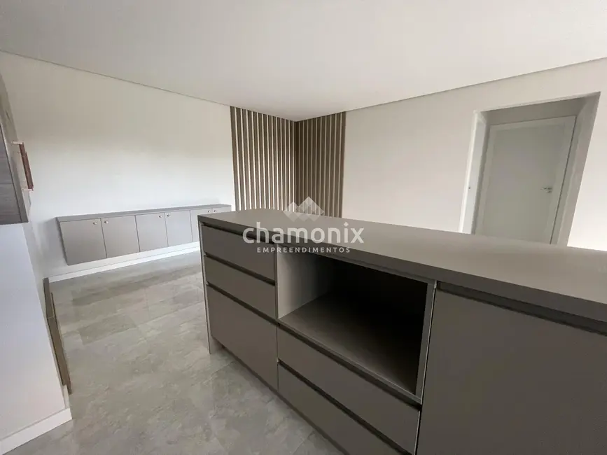 Foto 5 de Apartamento com 2 quartos à venda, 81m2 em Flores Da Cunha - RS