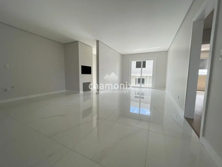 Foto 2 de Apartamento com 3 quartos à venda, 129m2 em Centro, Flores Da Cunha - RS