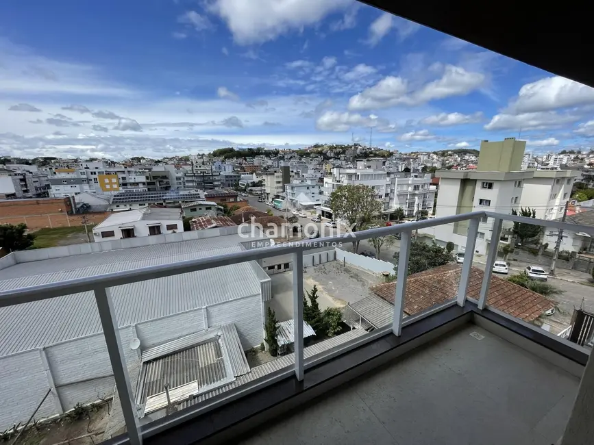 Apartamento com 3 quartos à venda, 129m2 em Centro, Flores Da Cunha - RS - imagem 5 Foto 5 de Apartamento com 3 quartos à venda, 129m2 em Centro, Flores Da Cunha - RS