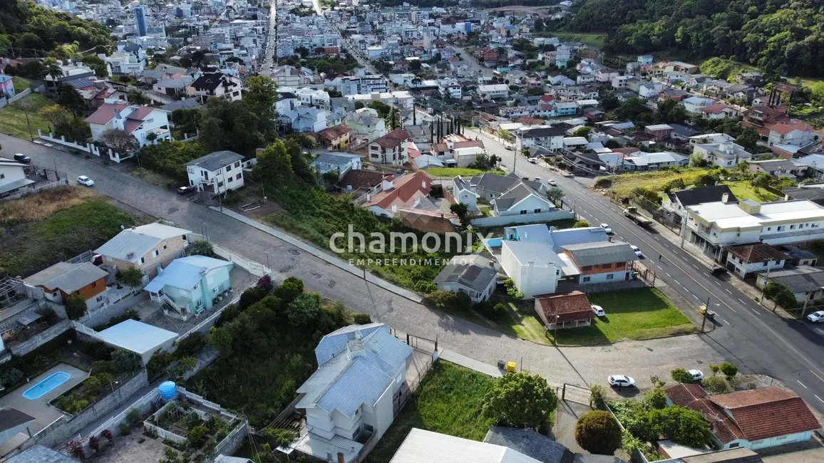 Terreno / Lote à venda, 429m2 em Flores Da Cunha - RS - imagem 8 Foto 8 de Terreno / Lote à venda, 429m2 em Flores Da Cunha - RS