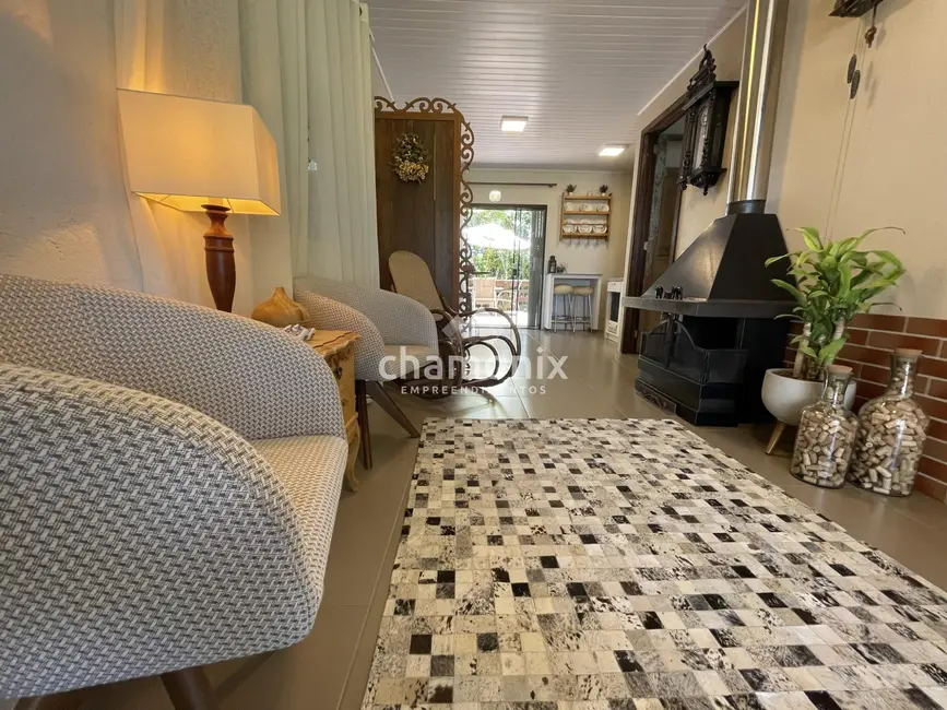 Foto 1 de Chácara com 3 quartos à venda, 6349m2 em Flores Da Cunha - RS