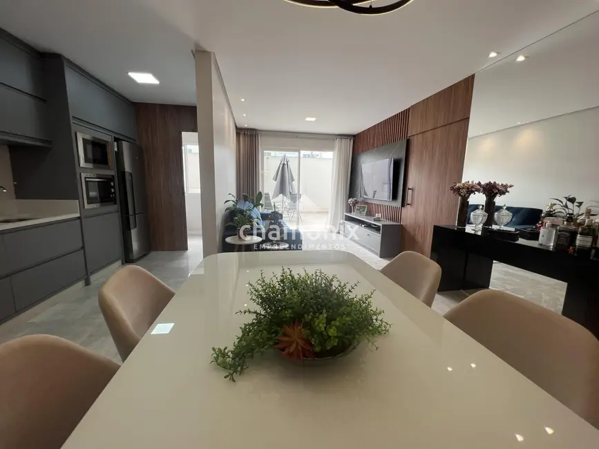 Foto 4 de Apartamento com 2 quartos à venda, 137m2 em Flores Da Cunha - RS