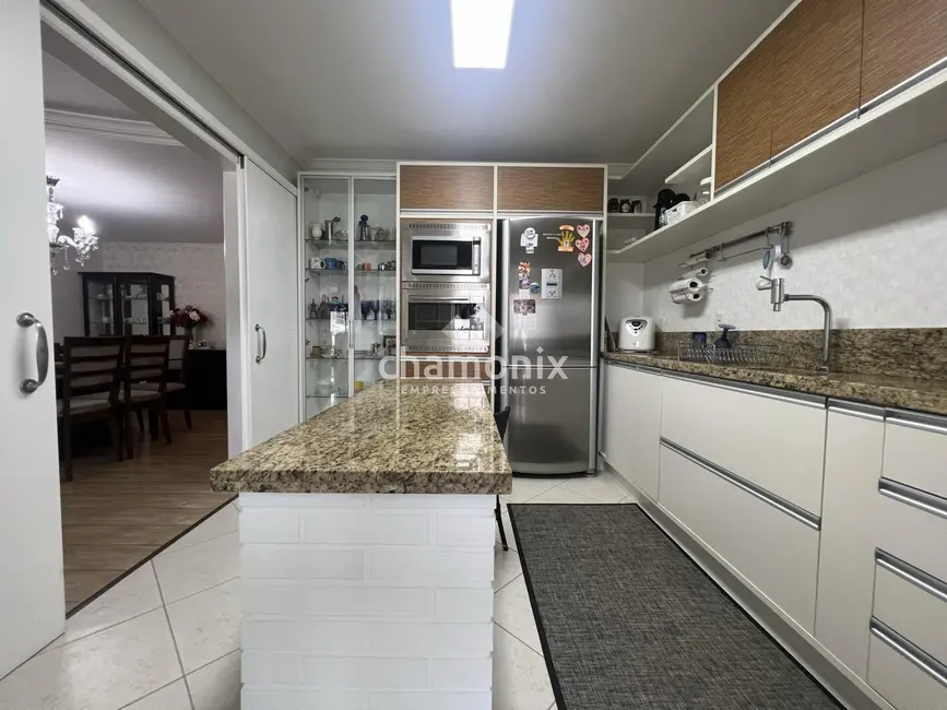 Foto 6 de Apartamento com 2 quartos à venda, 106m2 em Centro, Flores Da Cunha - RS