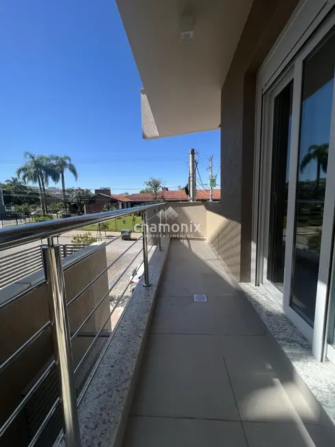 Apartamento com 3 quartos à venda, 158m2 em Centro, Flores Da Cunha - RS - imagem 7 Foto 7 de Apartamento com 3 quartos à venda, 158m2 em Centro, Flores Da Cunha - RS