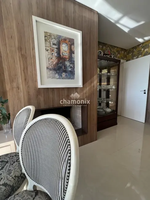 Foto 3 de Cobertura com 3 quartos à venda, 249m2 em Centro, Flores Da Cunha - RS