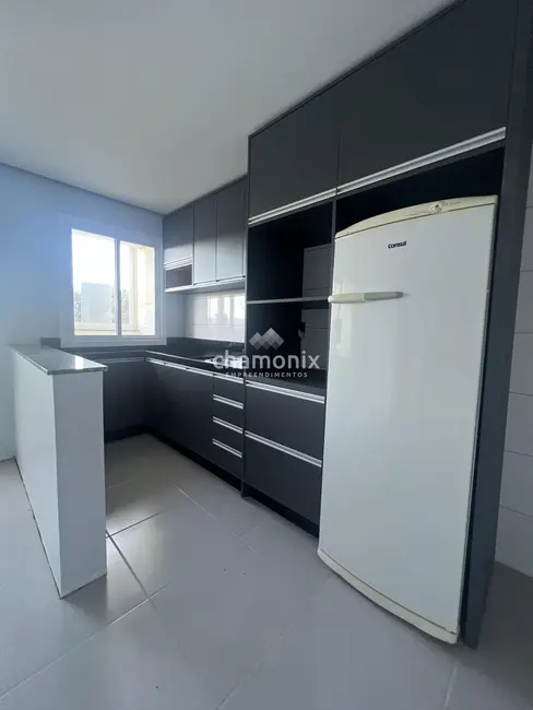 Foto 2 de Apartamento com 2 quartos à venda, 54m2 em Flores Da Cunha - RS