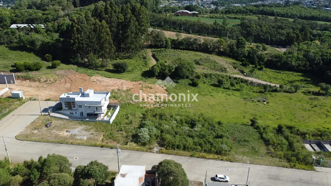 Terreno / Lote à venda, 360m2 em Flores Da Cunha - RS - imagem 6 Foto 6 de Terreno / Lote à venda, 360m2 em Flores Da Cunha - RS
