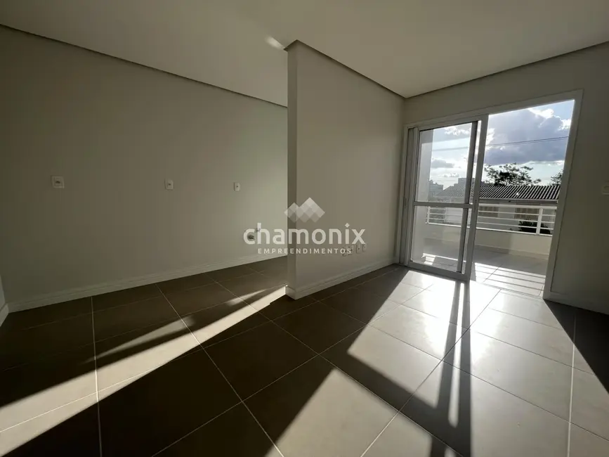 Apartamento com 2 quartos à venda, 76m2 em Flores Da Cunha - RS - imagem 2 Foto 2 de Apartamento com 2 quartos à venda, 76m2 em Flores Da Cunha - RS