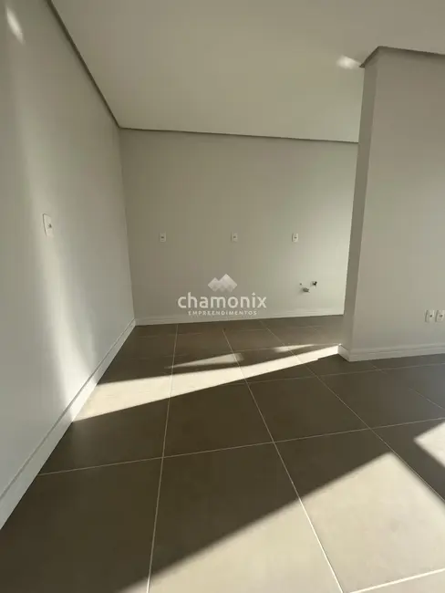 Apartamento com 2 quartos à venda, 76m2 em Flores Da Cunha - RS - imagem 8 Foto 8 de Apartamento com 2 quartos à venda, 76m2 em Flores Da Cunha - RS