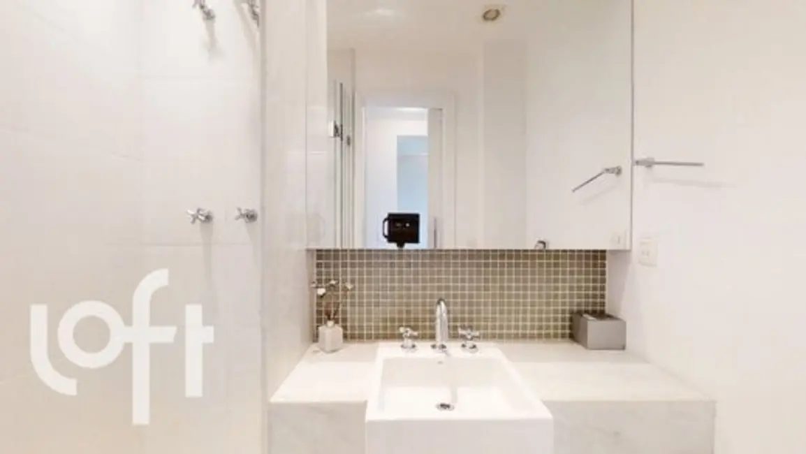 Apartamento com 2 quartos à venda, 75m2 em Rio De Janeiro - RJ - imagem 2 Foto 2 de Apartamento com 2 quartos à venda, 75m2 em Rio De Janeiro - RJ