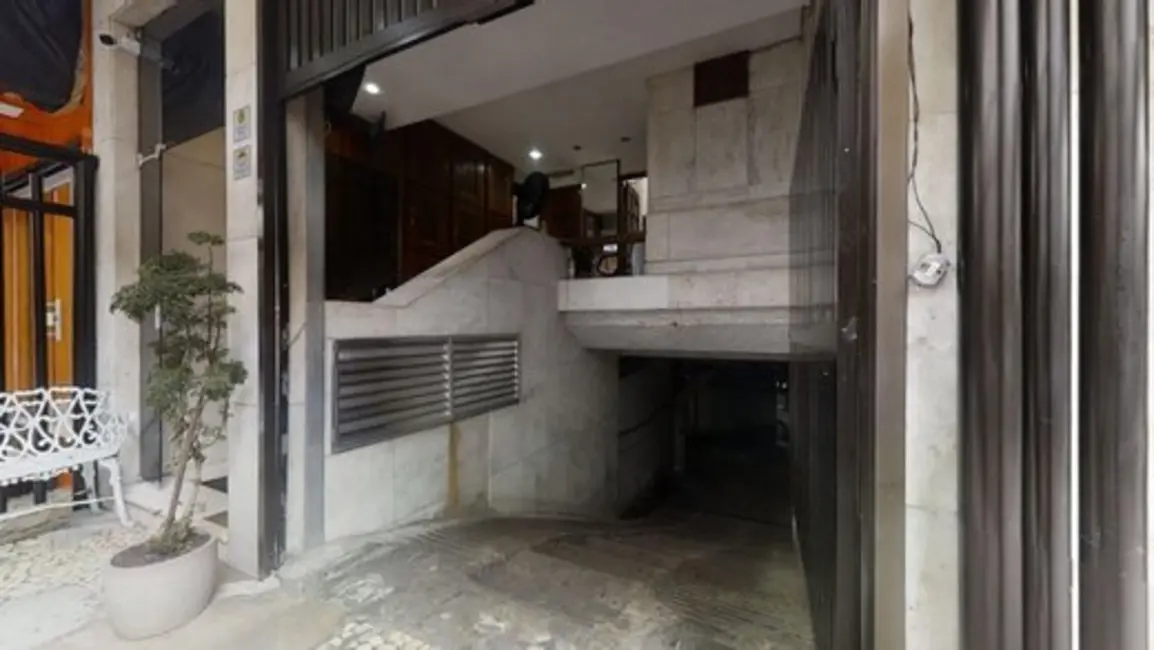 Apartamento com 2 quartos à venda, 106m2 em Rio De Janeiro - RJ - imagem 2 Foto 2 de Apartamento com 2 quartos à venda, 106m2 em Rio De Janeiro - RJ