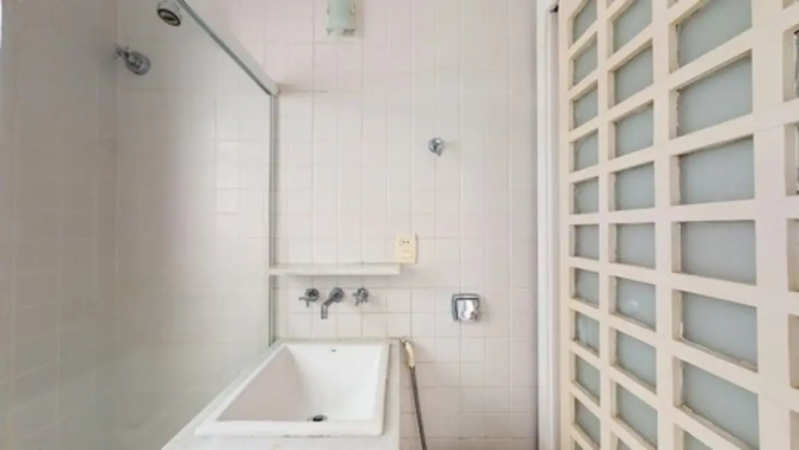 Foto 2 de Apartamento com 2 quartos à venda, 90m2 em Rio De Janeiro - RJ