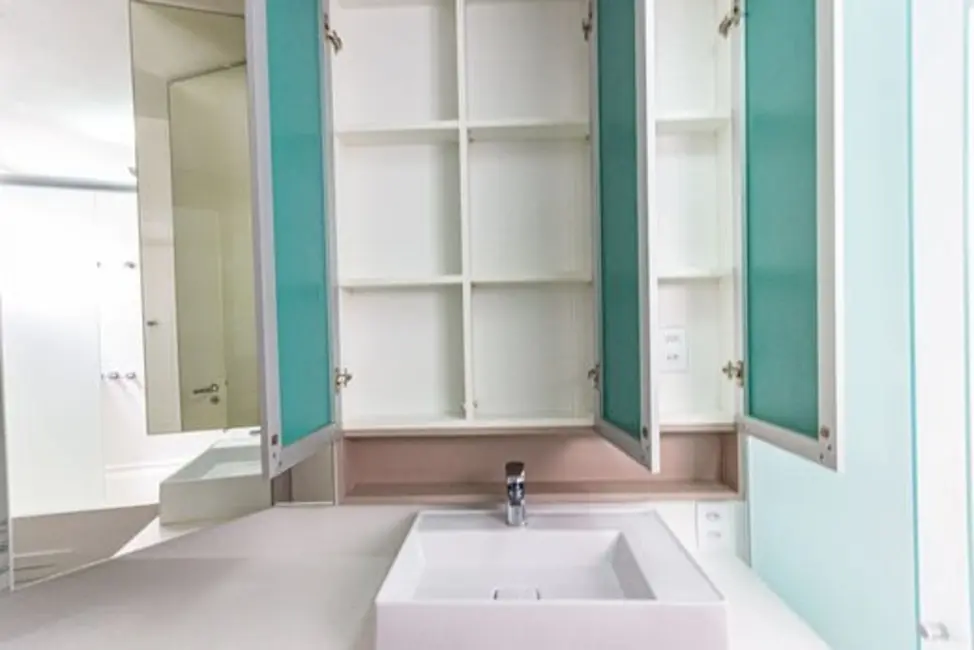 Apartamento com 4 quartos à venda, 207m2 em Rio De Janeiro - RJ - imagem 7 Foto 7 de Apartamento com 4 quartos à venda, 207m2 em Rio De Janeiro - RJ