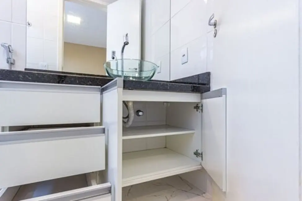 Foto 6 de Apartamento com 2 quartos à venda, 68m2 em Rio De Janeiro - RJ