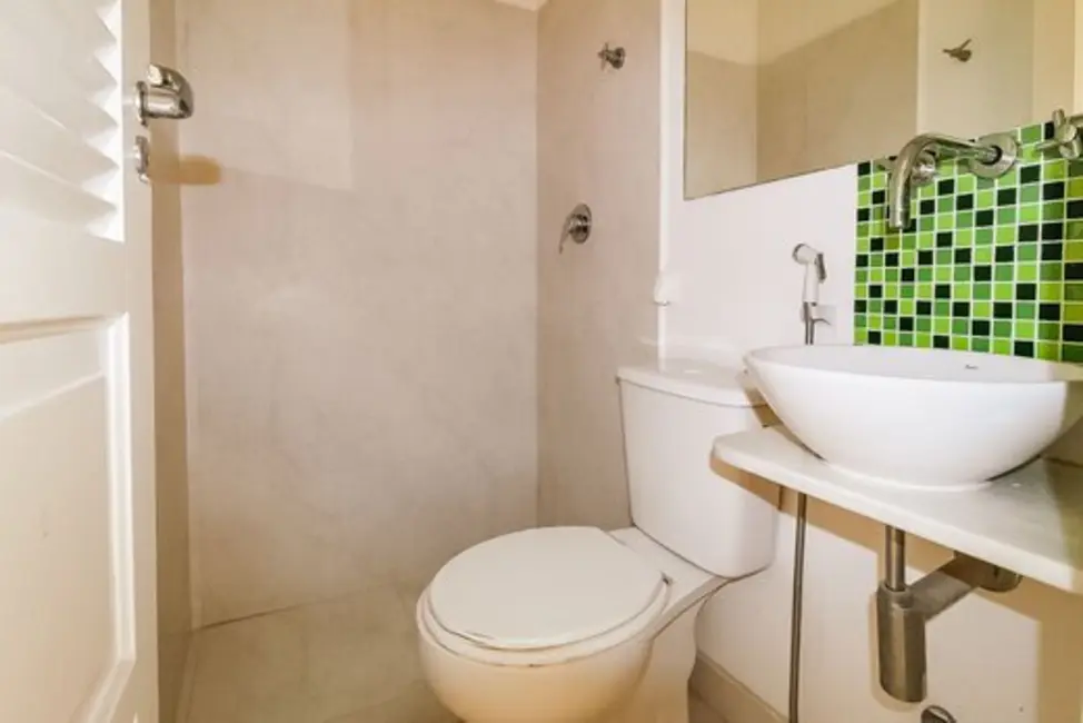 Apartamento com 3 quartos à venda, 108m2 em Rio De Janeiro - RJ - imagem 3 Foto 3 de Apartamento com 3 quartos à venda, 108m2 em Rio De Janeiro - RJ