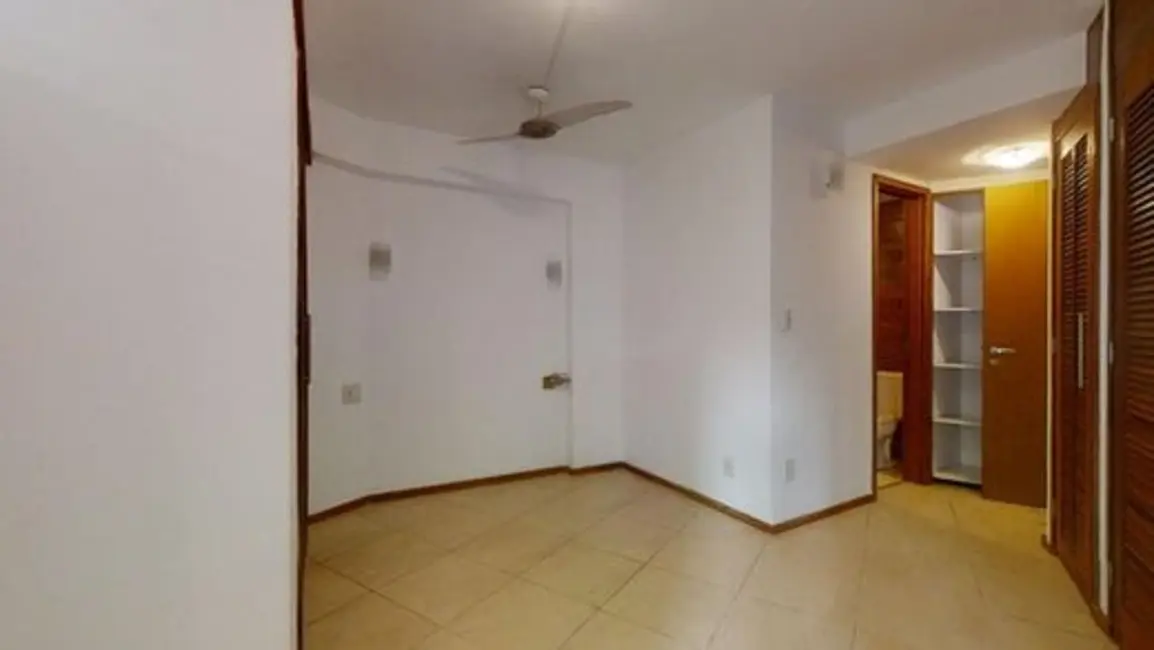 Foto 3 de Apartamento com 3 quartos à venda, 100m2 em Rio De Janeiro - RJ