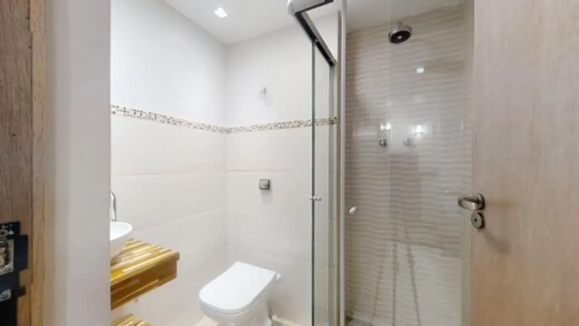 Foto 2 de Apartamento com 2 quartos à venda, 80m2 em Rio De Janeiro - RJ