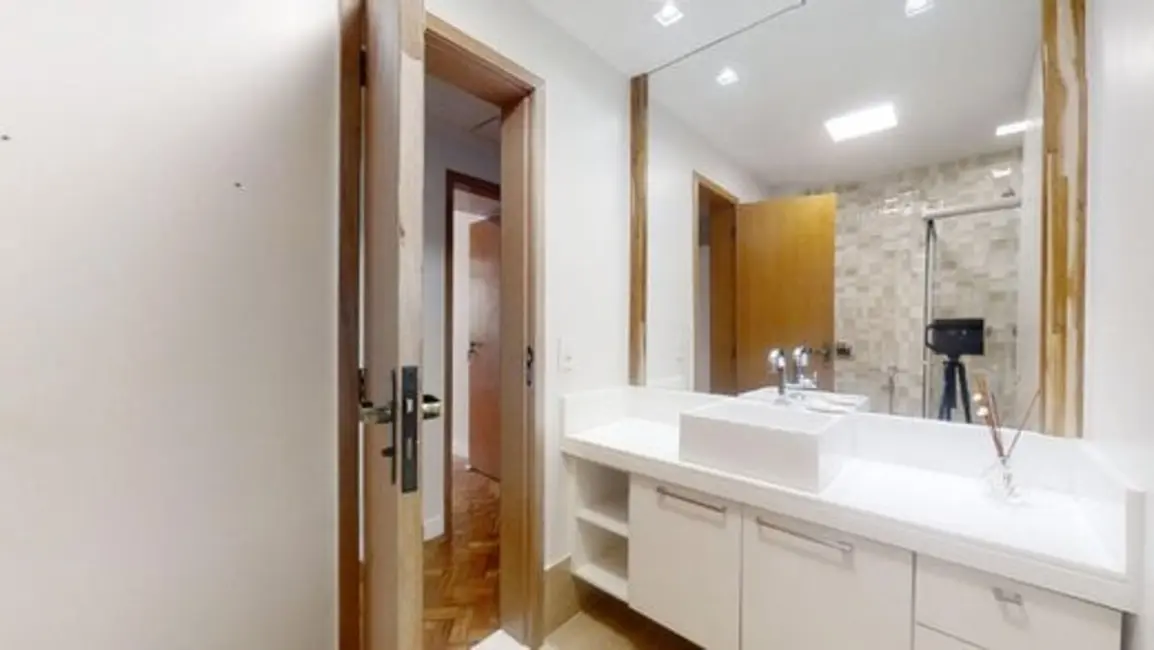 Foto 6 de Apartamento com 2 quartos à venda, 80m2 em Rio De Janeiro - RJ