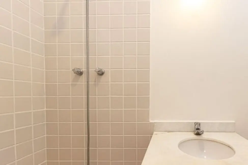 Foto 2 de Apartamento com 2 quartos à venda, 72m2 em Rio De Janeiro - RJ