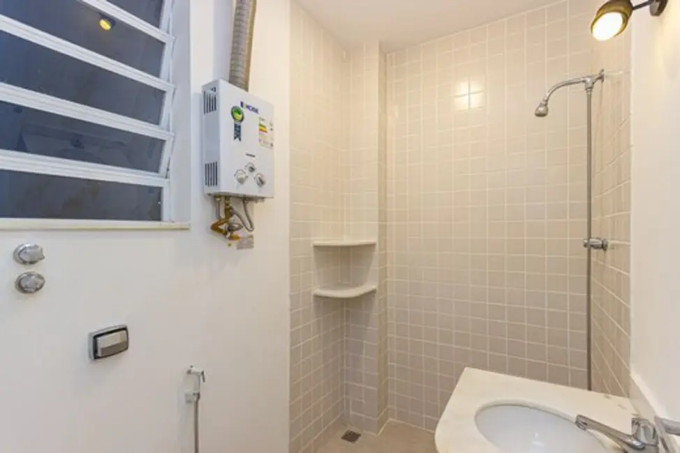 Foto 3 de Apartamento com 2 quartos à venda, 72m2 em Rio De Janeiro - RJ