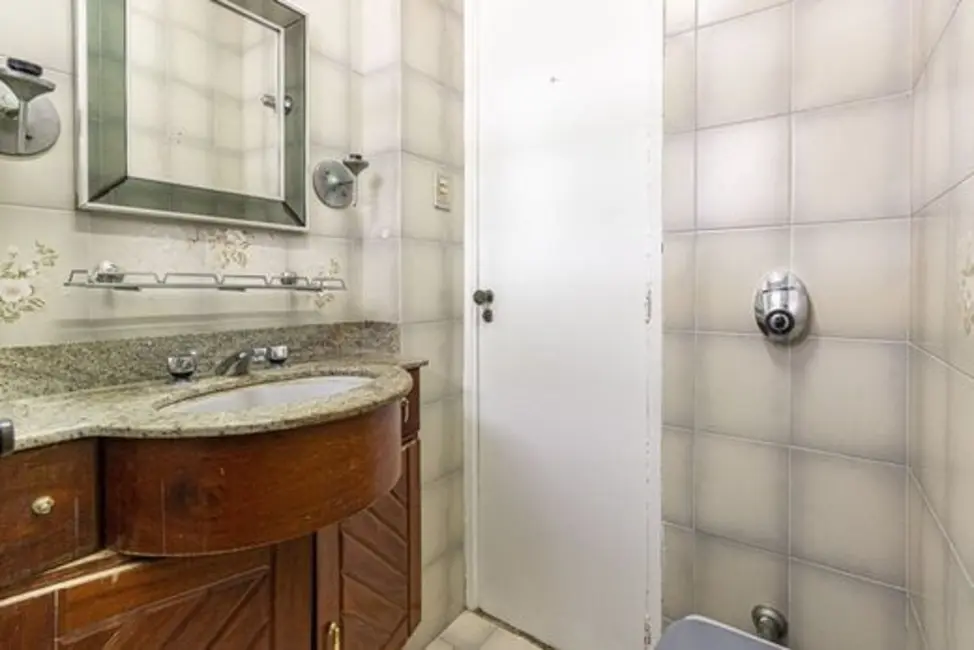 Apartamento com 2 quartos à venda, 116m2 em Rio De Janeiro - RJ - imagem 3 Foto 3 de Apartamento com 2 quartos à venda, 116m2 em Rio De Janeiro - RJ