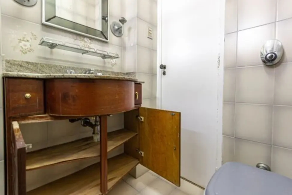 Apartamento com 2 quartos à venda, 116m2 em Rio De Janeiro - RJ - imagem 5 Foto 5 de Apartamento com 2 quartos à venda, 116m2 em Rio De Janeiro - RJ