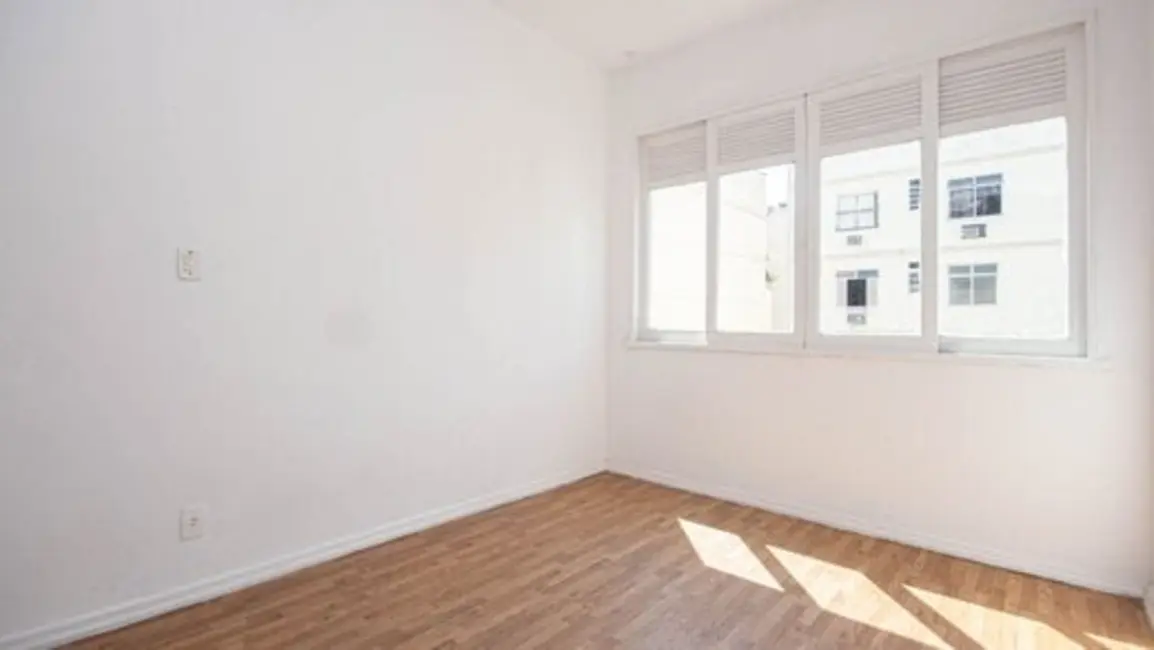 Foto 3 de Apartamento com 1 quarto à venda, 26m2 em Rio De Janeiro - RJ