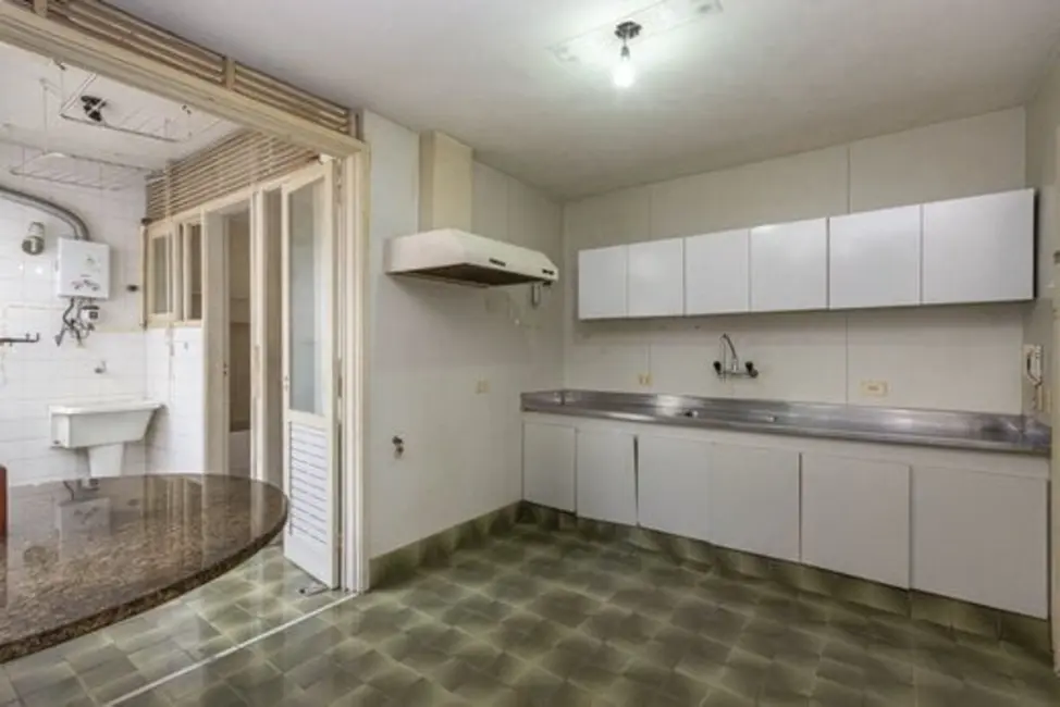 Apartamento com 2 quartos à venda, 120m2 em Rio De Janeiro - RJ - imagem 9 Foto 9 de Apartamento com 2 quartos à venda, 120m2 em Rio De Janeiro - RJ