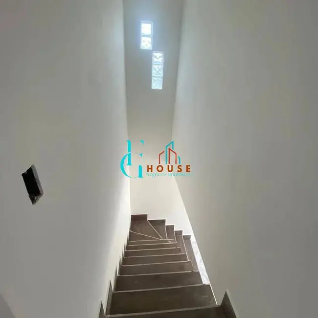 Foto 7 de Casa com 2 quartos à venda, 73m2 em Itanhaem - SP
