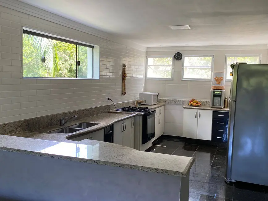 Foto 7 de Casa com 3 quartos à venda, 150m2 em Enseada, Guaruja - SP