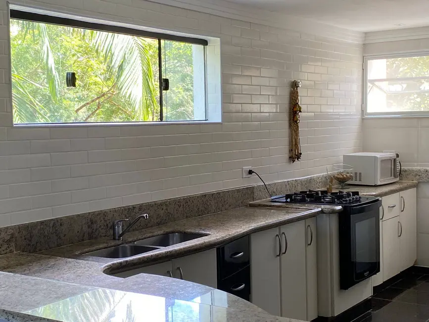 Foto 8 de Casa com 3 quartos à venda, 150m2 em Enseada, Guaruja - SP