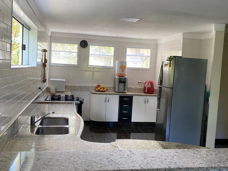 Foto 5 de Casa com 3 quartos à venda, 150m2 em Enseada, Guaruja - SP