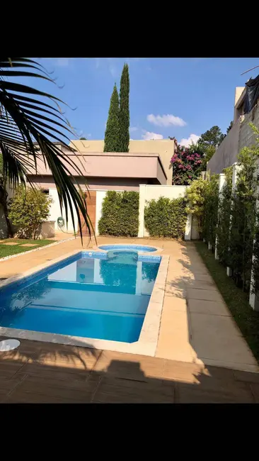 Casa com 3 quartos à venda, 364m2 em Alphaville, Santana De Parnaiba - SP - imagem 1 Foto 1 de Casa com 3 quartos à venda, 364m2 em Alphaville, Santana De Parnaiba - SP