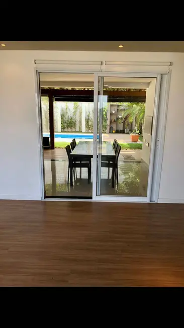 Casa com 3 quartos à venda, 364m2 em Alphaville, Santana De Parnaiba - SP - imagem 8 Foto 8 de Casa com 3 quartos à venda, 364m2 em Alphaville, Santana De Parnaiba - SP