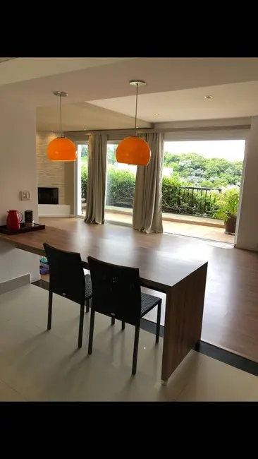 Casa com 3 quartos à venda, 364m2 em Alphaville, Santana De Parnaiba - SP - imagem 6 Foto 6 de Casa com 3 quartos à venda, 364m2 em Alphaville, Santana De Parnaiba - SP