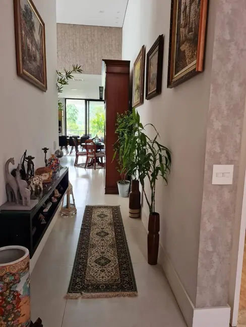 Foto 2 de Casa de Condomínio com 4 quartos à venda, 420m2 em Alphaville, Santana De Parnaiba - SP