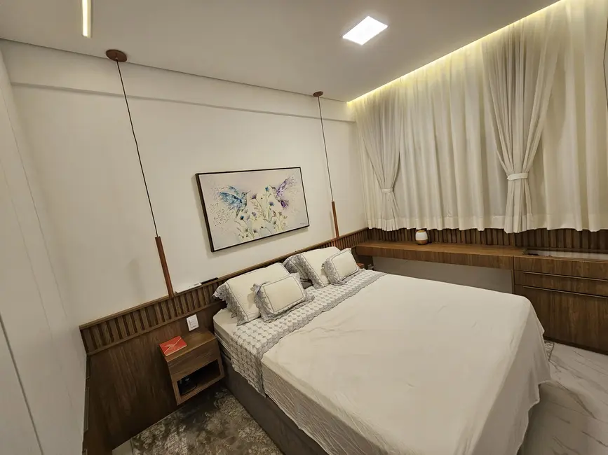 Foto 8 de Apartamento à venda, 160m2 em Jardim Tupanci, Barueri - SP