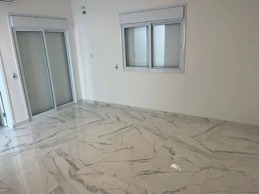 Foto 4 de Casa com 4 quartos à venda e para alugar, 100m2 em Alphaville Residencial Plus, Barueri - SP