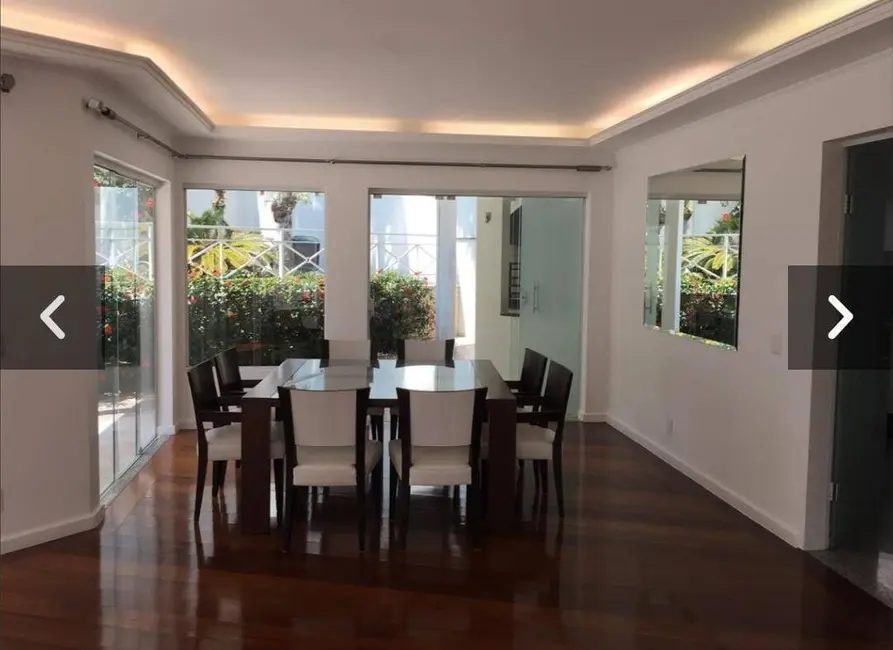Foto 1 de Casa com 4 quartos para alugar, 480m2 em Alphaville, Santana De Parnaiba - SP